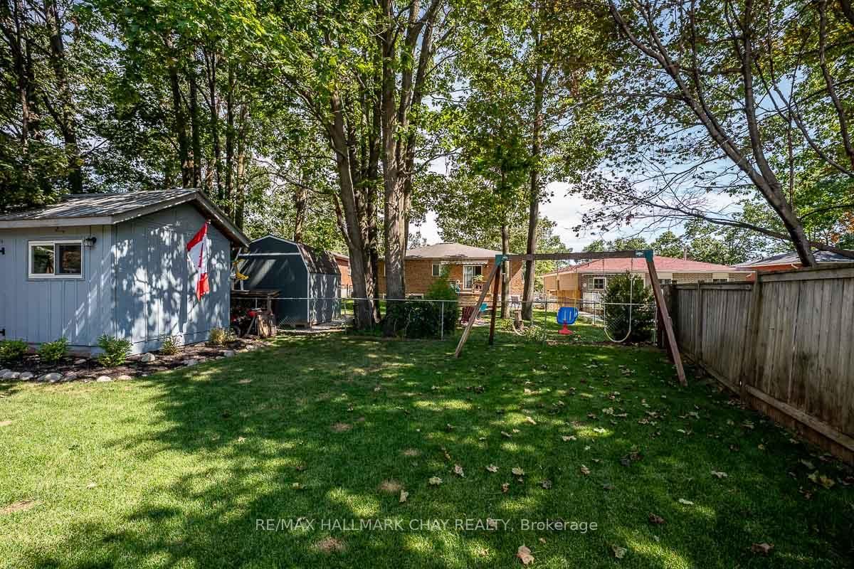 Detached House for sale at 29 Shaw Crescent, Barrie, Ontario, L4N 4Z3 - Letitia Heights - MLS: S12845080