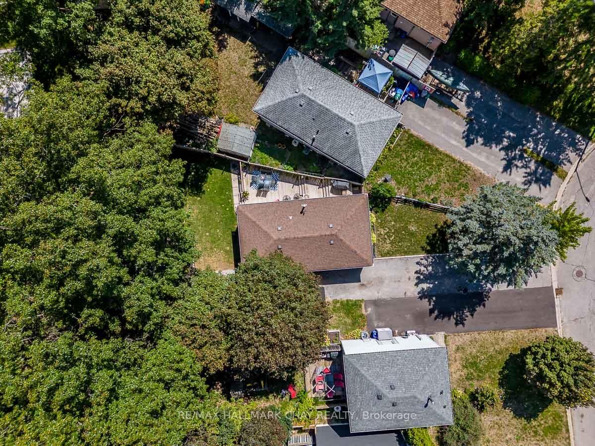 Detached House for sale at 29 Shaw Crescent, Barrie, Ontario, L4N 4Z3 - Letitia Heights - MLS: S12845080