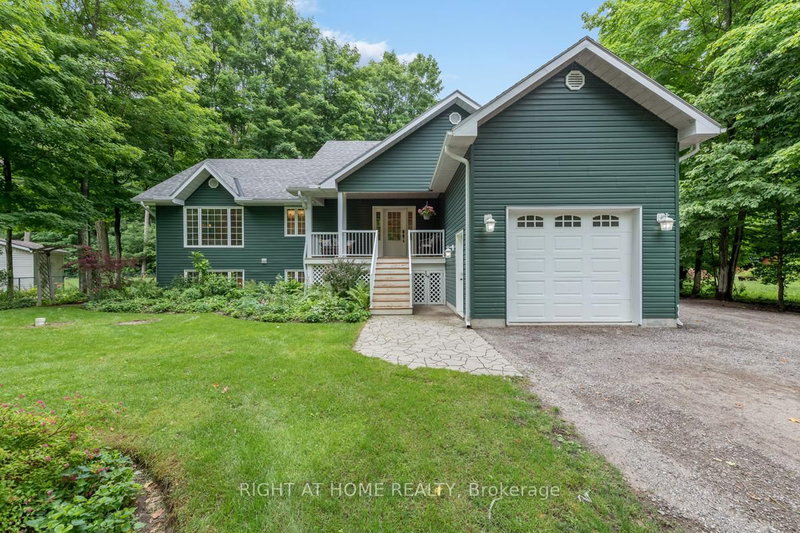 137 Desroches Tr, Tiny, L9M 0H9 | Image 3