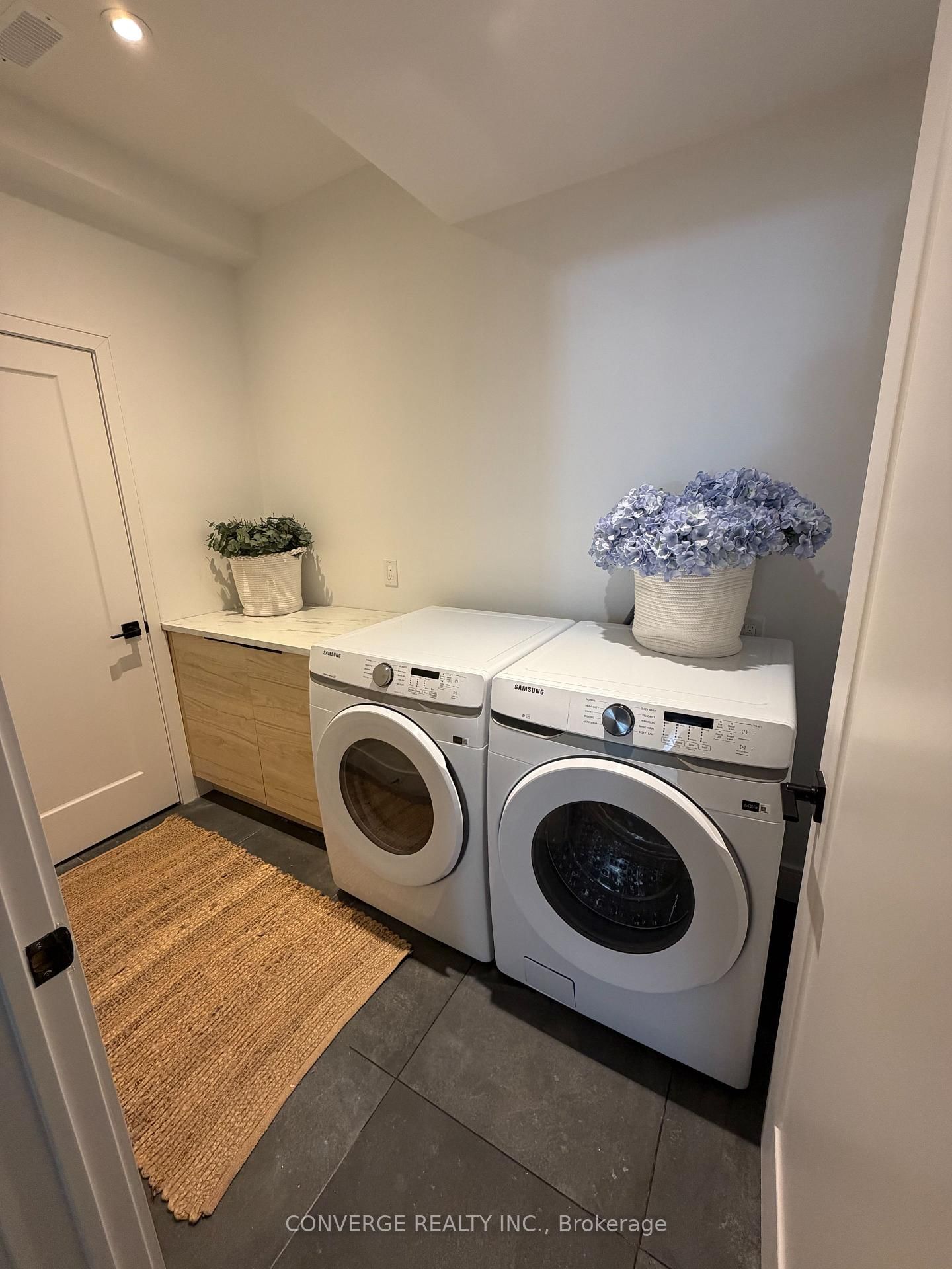 10 Sweet Cicely Street, Unit Basement Unit - Photo 10