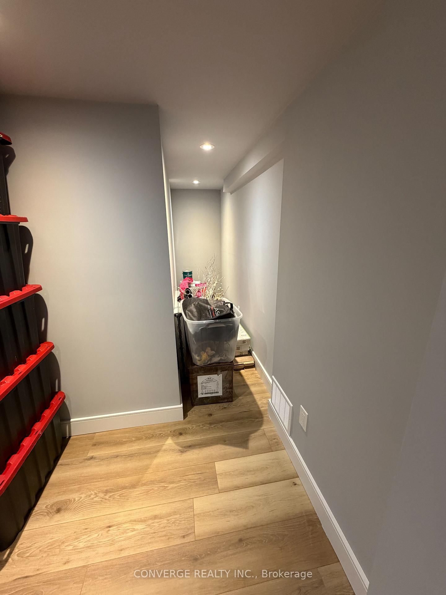 10 Sweet Cicely Street, Unit Basement Unit - Photo 12