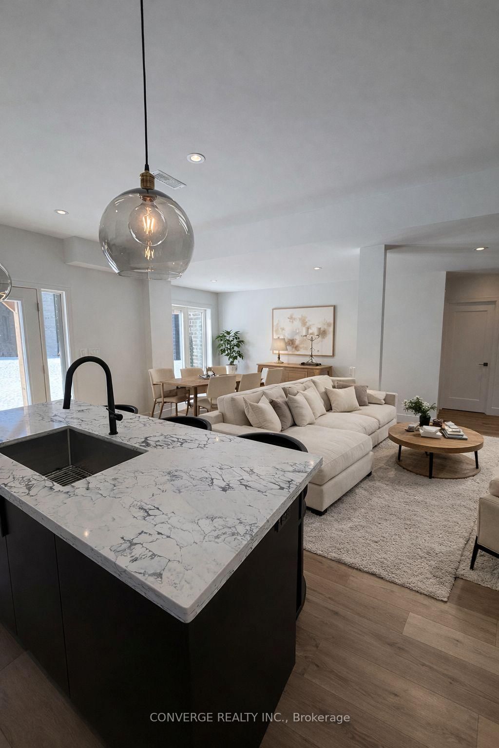 10 Sweet Cicely Street, Unit Basement Unit - Photo 3