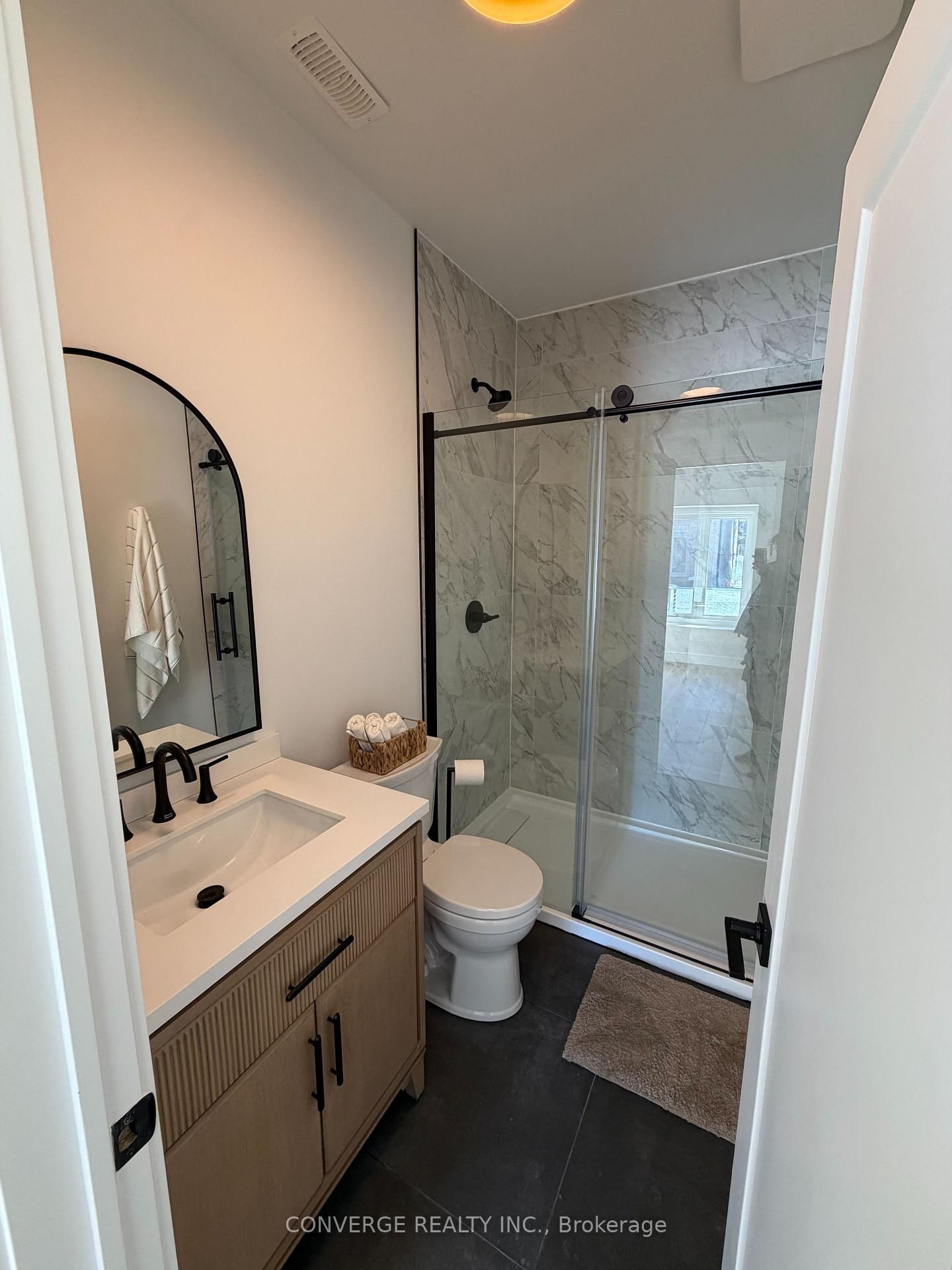 10 Sweet Cicely Street, Unit Basement Unit - Photo 6