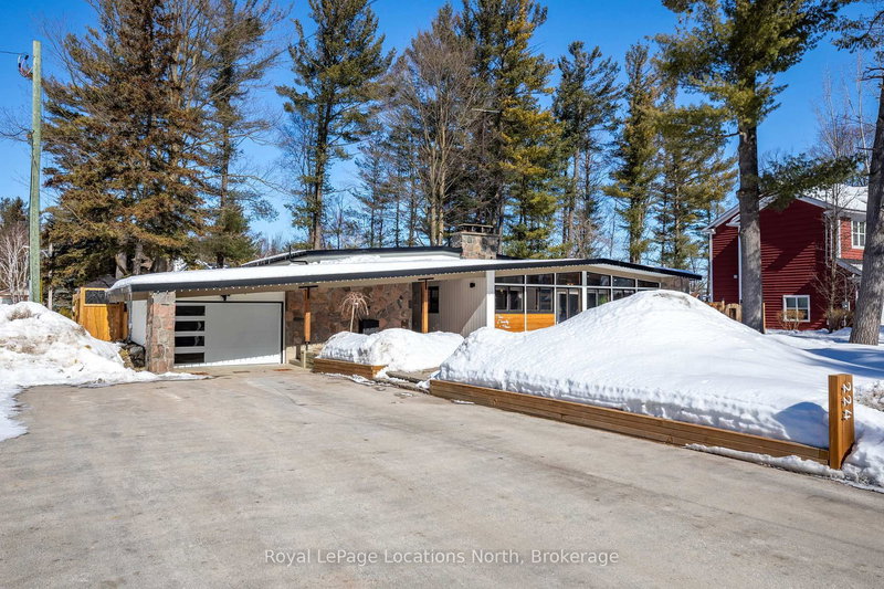 224 Mccrea Dr, Clearview, L0M 1S0 | Image 3