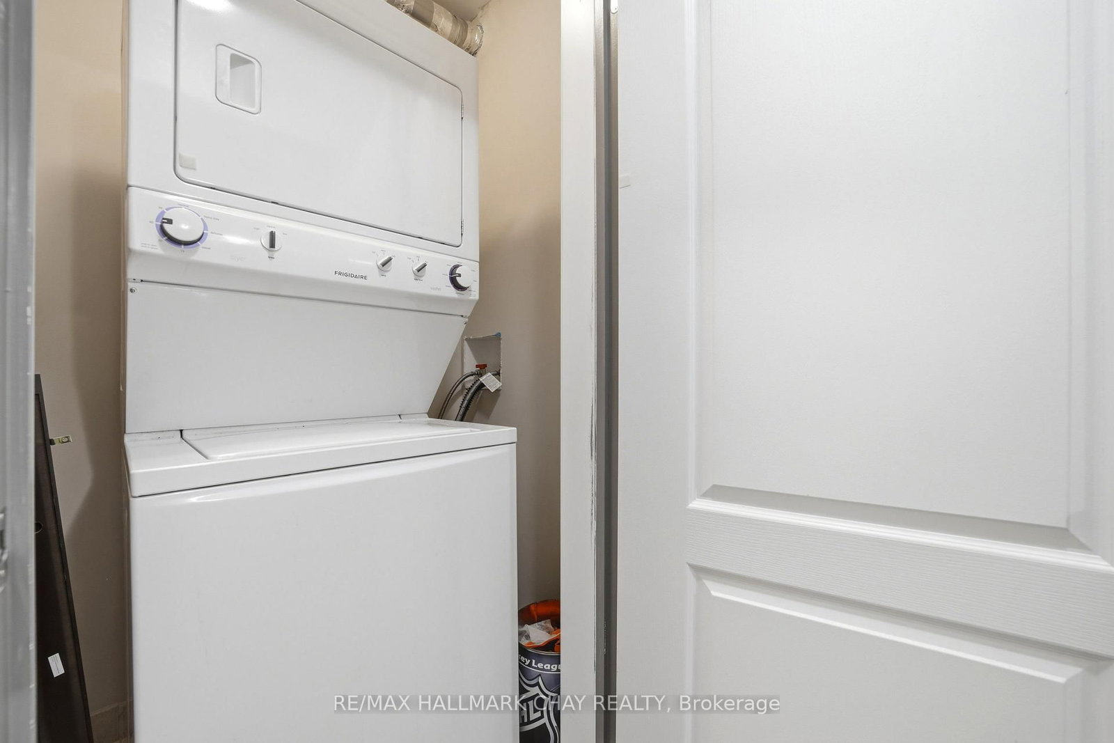 Townhouse for sale at 1-408 Veterans Drive, Barrie, Ontario, L4N 0Z1 - Holly - MLS: S12847370