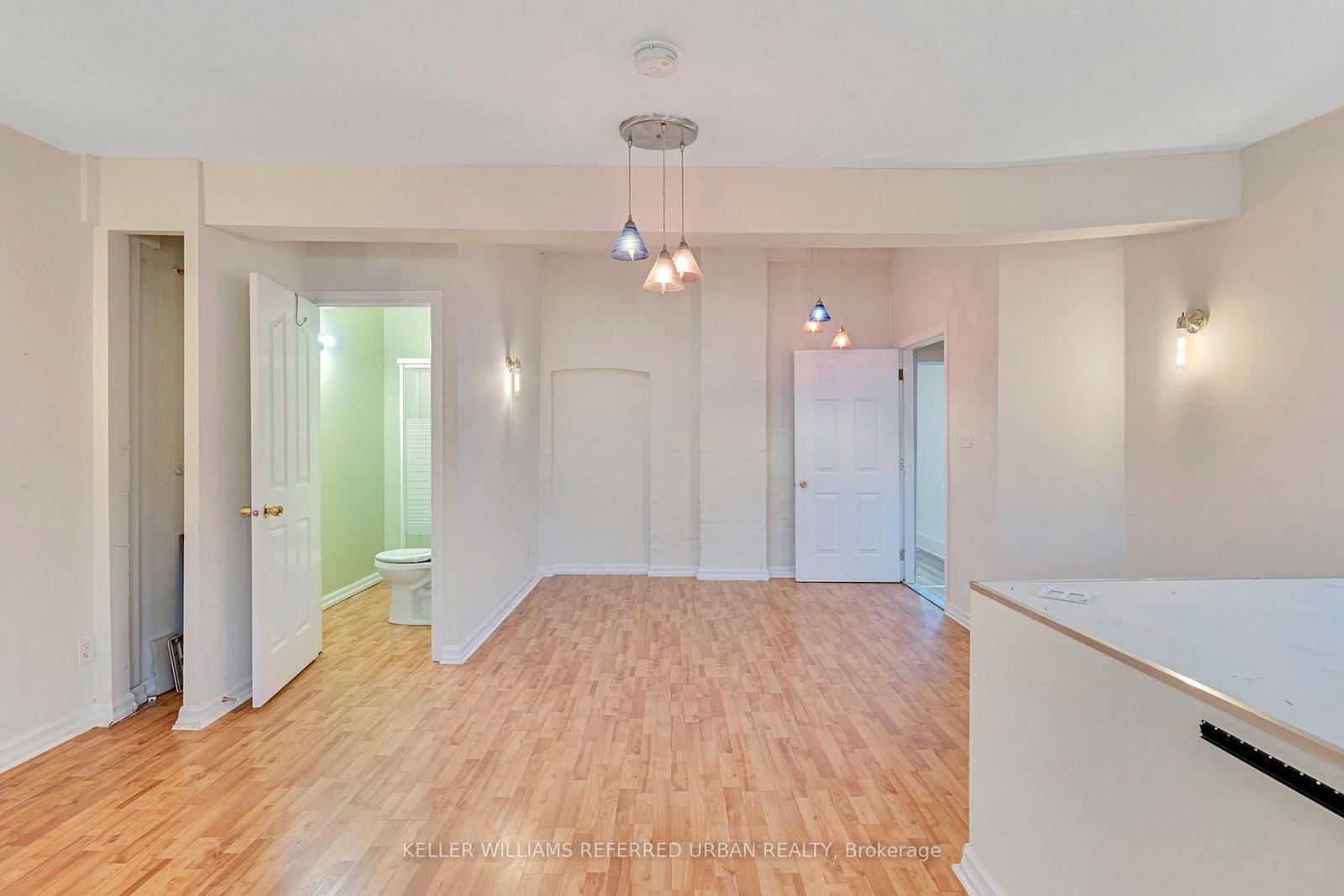 66 Dunlop Street W - Photo 10