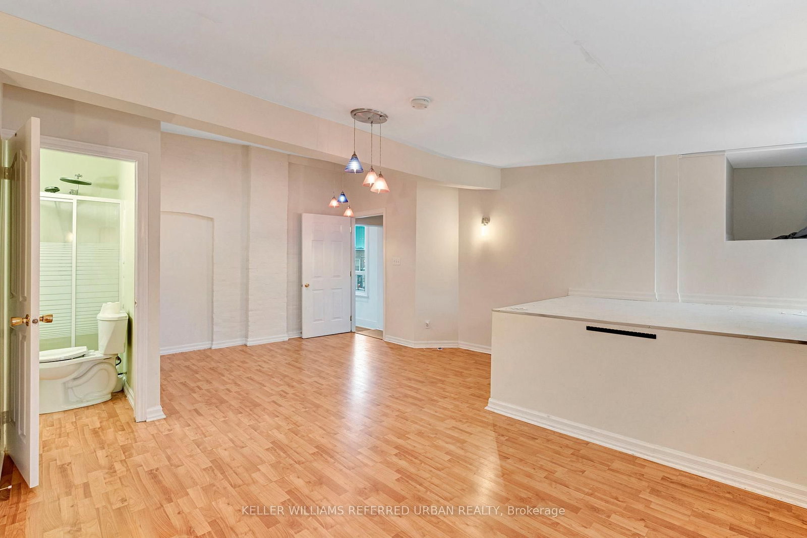 66 Dunlop Street W - Photo 8