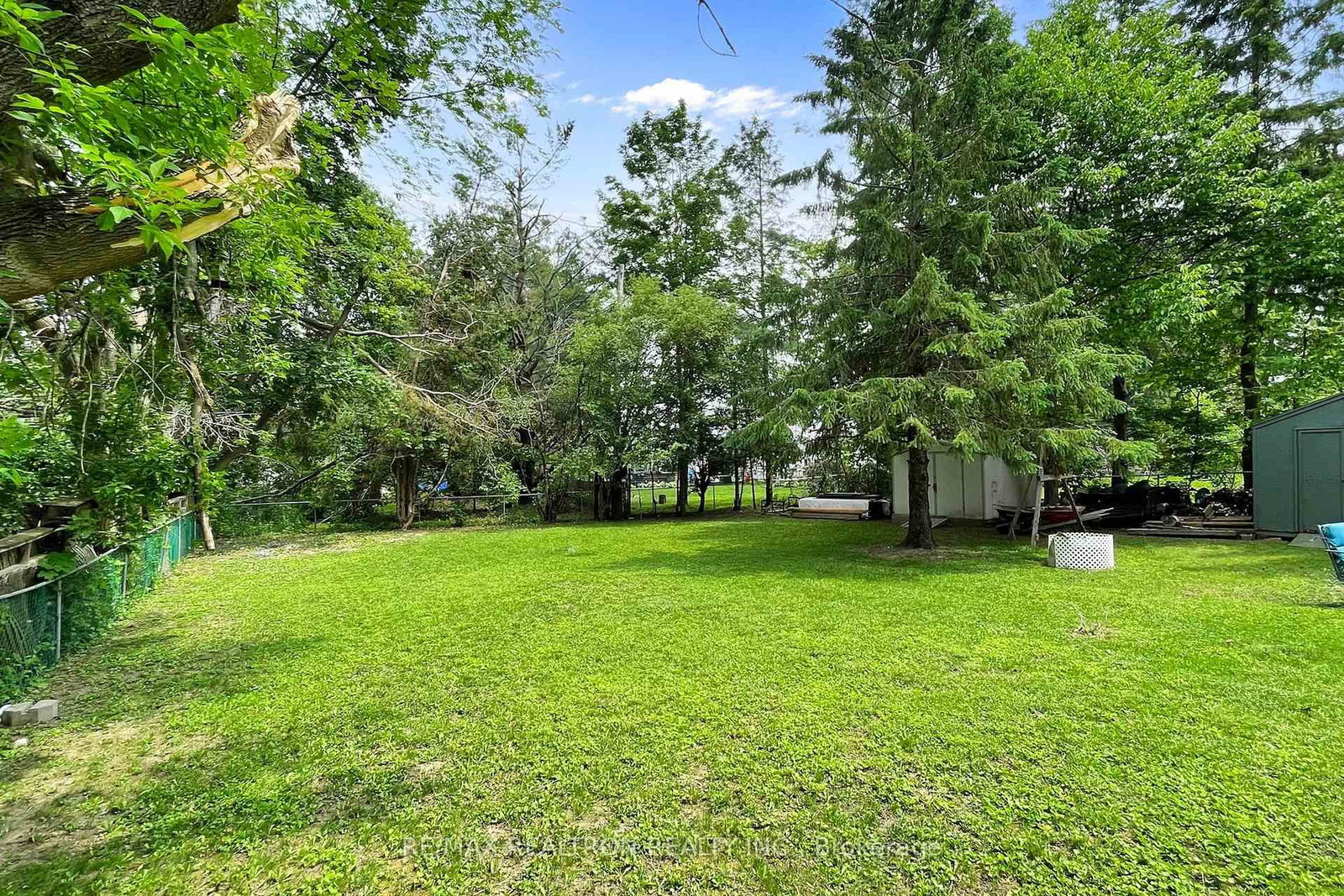 Listing Image 44