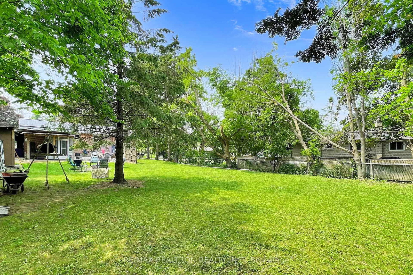 Listing Image 50