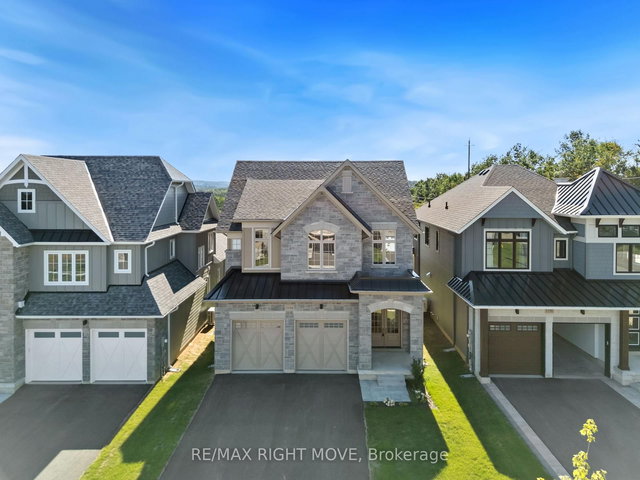 3194 Orion Boulevard