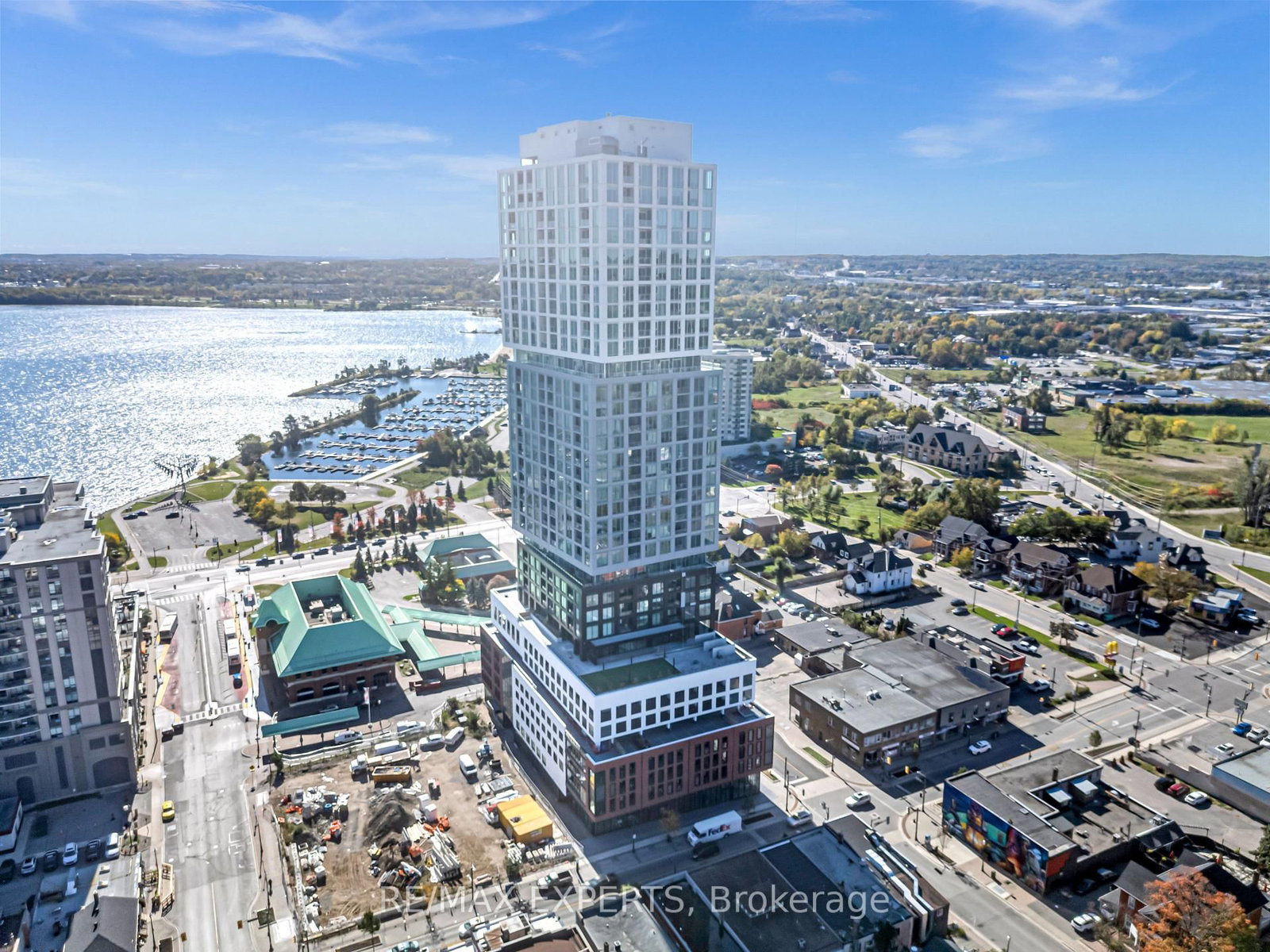 Listing Image 3