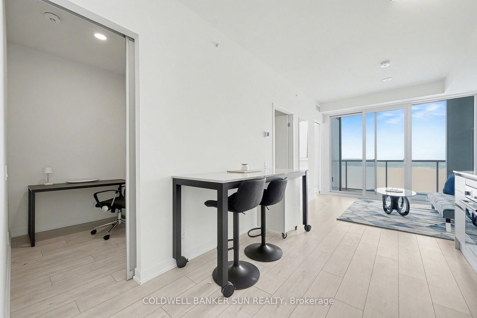 Condo for sale at 2009-39 Mary Street, Barrie, Ontario, L4N 1S9 - City Centre - MLS: S12856166