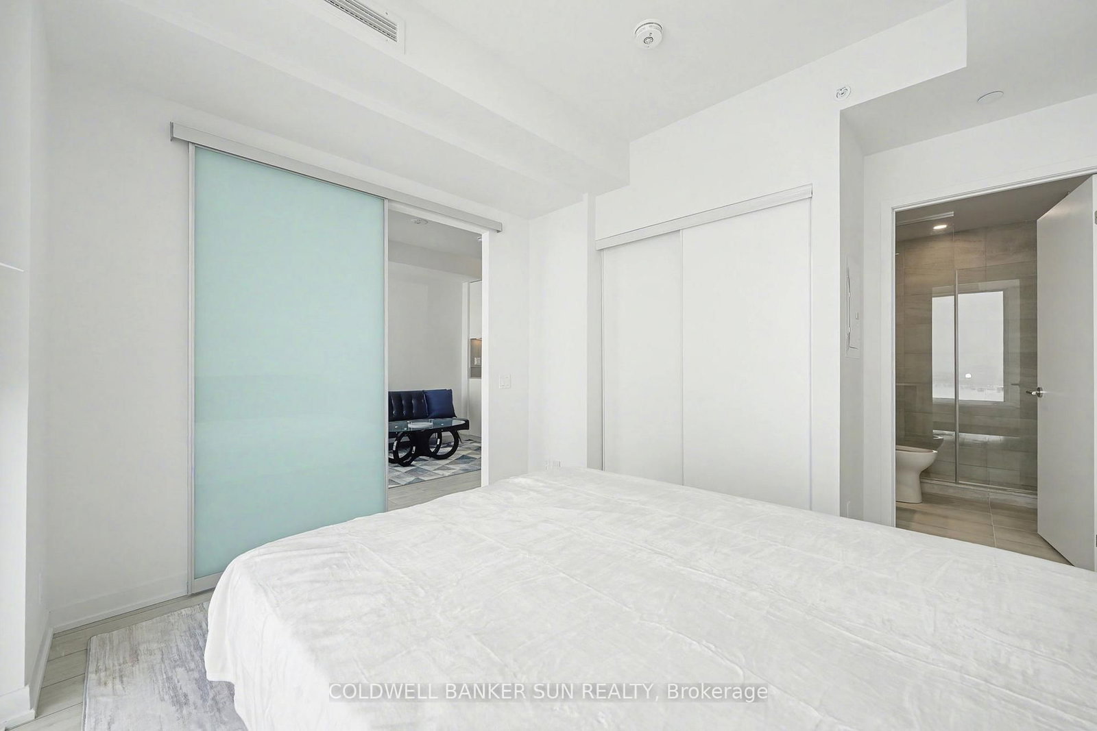 Condo for sale at 2009-39 Mary Street, Barrie, Ontario, L4N 1S9 - City Centre - MLS: S12856166