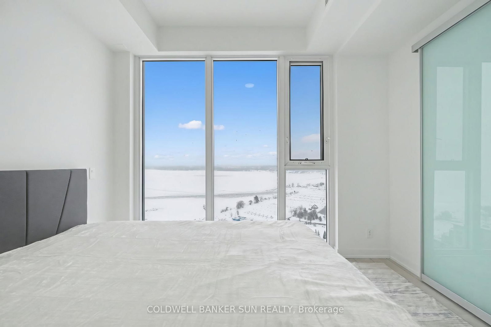 Condo for sale at 2009-39 Mary Street, Barrie, Ontario, L4N 1S9 - City Centre - MLS: S12856166