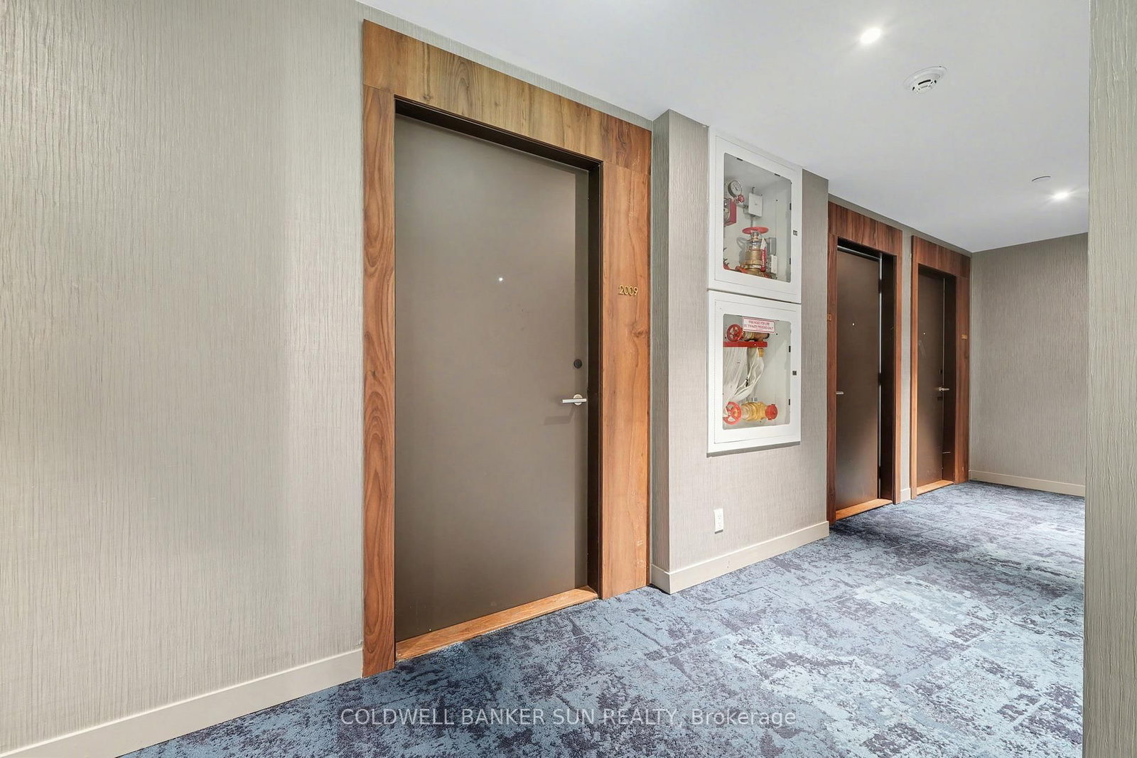 Condo for sale at 2009-39 Mary Street, Barrie, Ontario, L4N 1S9 - City Centre - MLS: S12856166