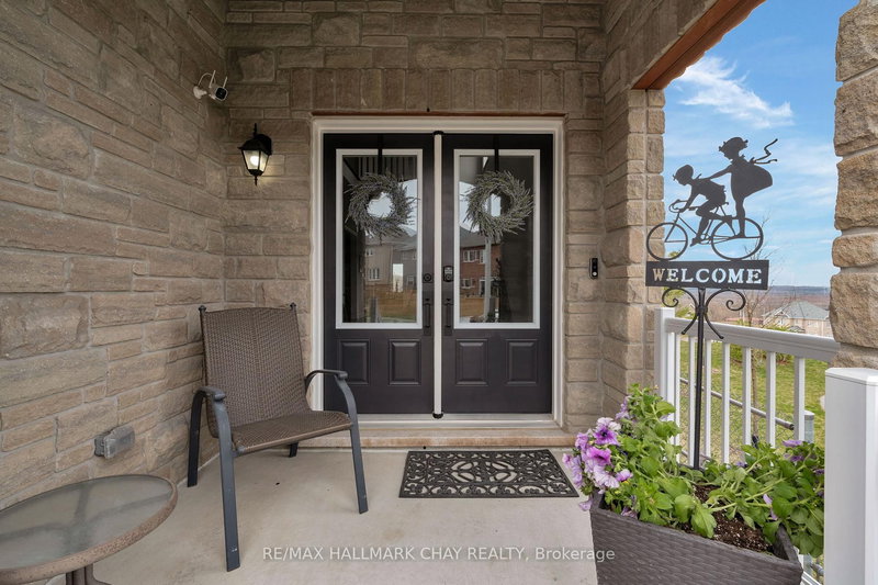 18 Cypress Point St, Barrie, L4N 6J9 | Image 3