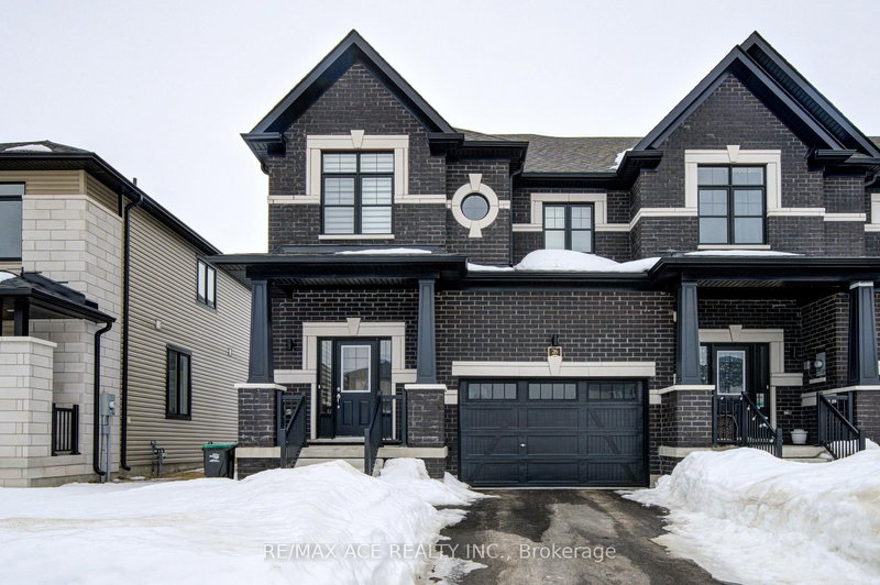 home for lease on 26 Federica Crescent