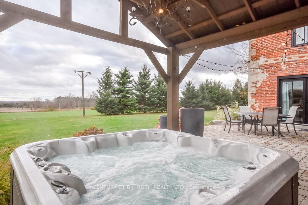 Detached House for sale at 1803 Old Second Road, Springwater, Ontario, L0L 2K0 - Rural Springwater - MLS: S12860970