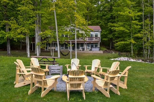 157 Farlain Lake Road W