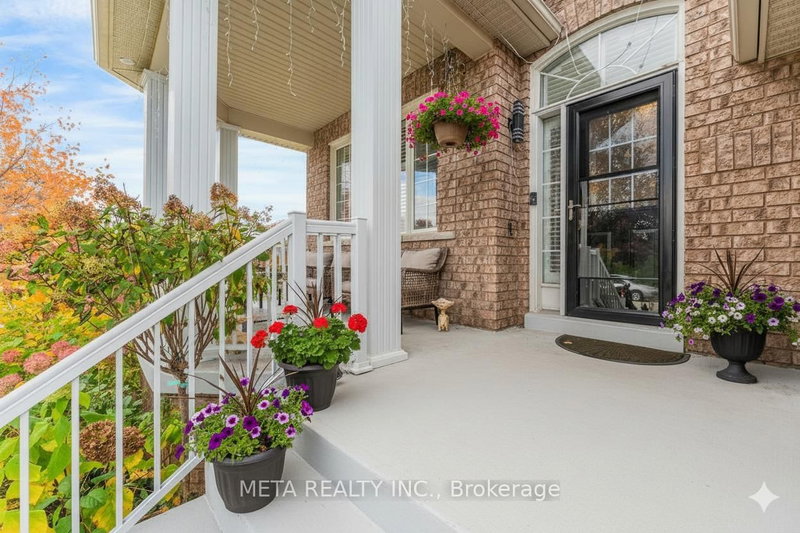 49 RED PINE Cres, Wasaga Beach, L9Z 3B2 | Image 2