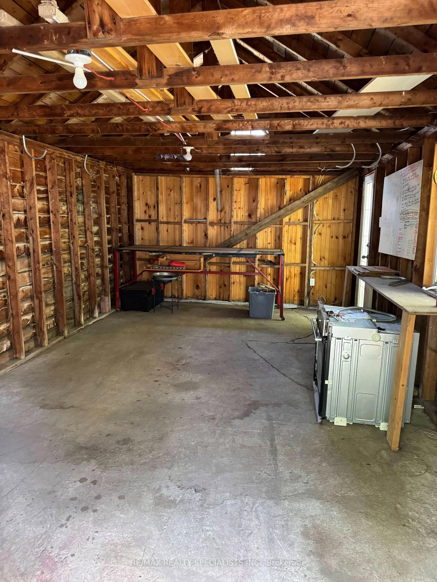 Detached House for sale at 49 Sanford Street, Barrie, Ontario, L4N 3C3 - Sanford - MLS: S12863642