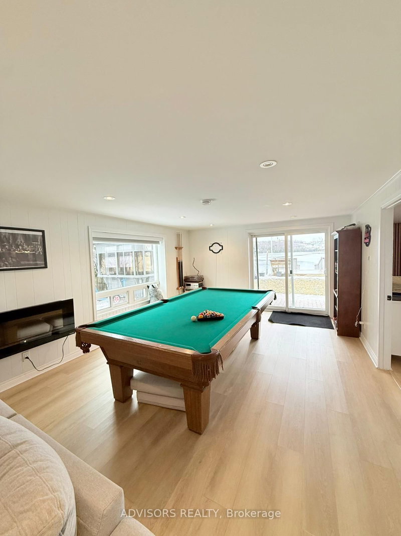 9 Bow Rd, Tiny, L9M 0B3 | Image 3