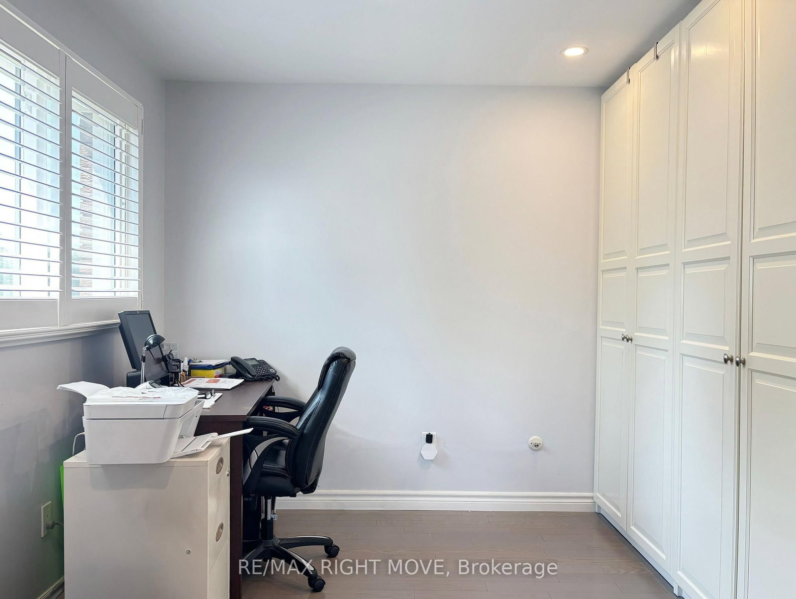 Detached House for sale at 116 Mill Street, Springwater, Ontario, L0L 1V0 - Hillsdale - MLS: S12864944