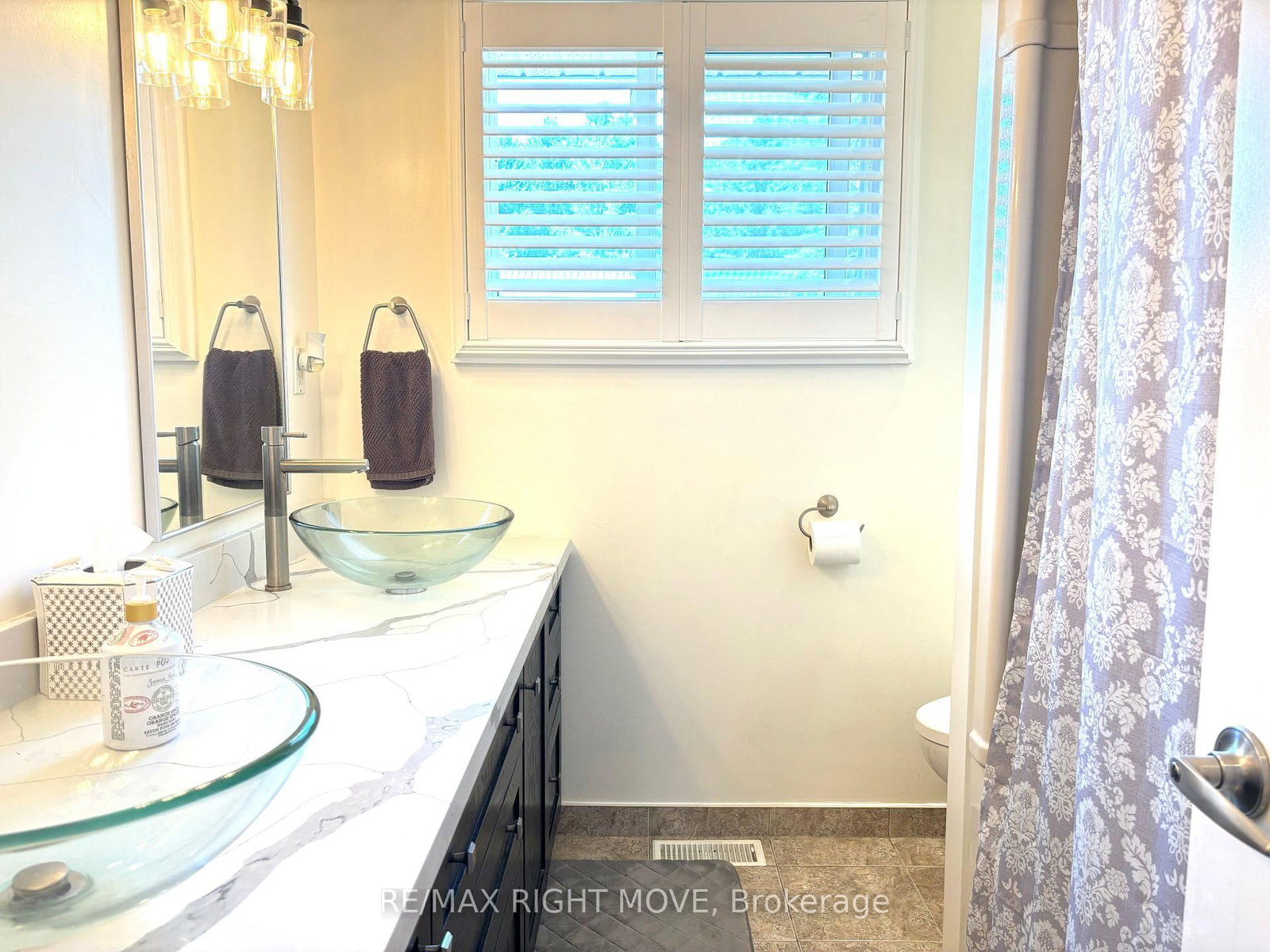 Detached House for sale at 116 Mill Street, Springwater, Ontario, L0L 1V0 - Hillsdale - MLS: S12864944