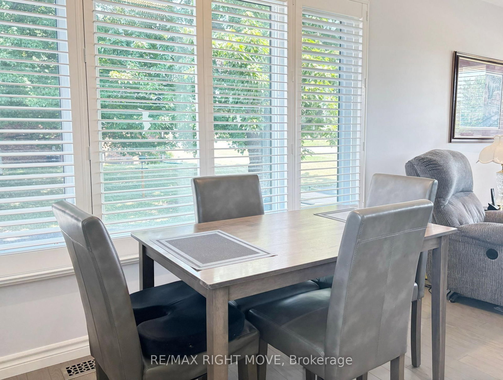 Detached House for sale at 116 Mill Street, Springwater, Ontario, L0L 1V0 - Hillsdale - MLS: S12864944