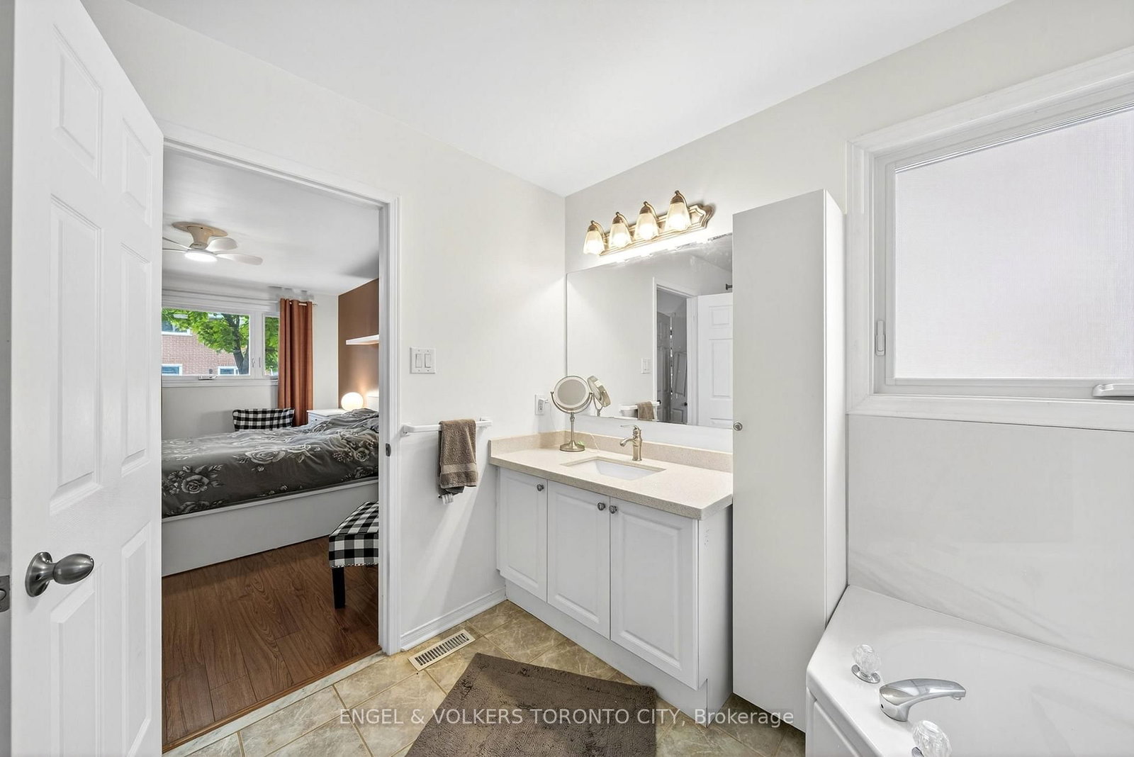 Detached House for sale at 168 Hurst Drive, Barrie, Ontario, L4N 8P6 - Bayshore - MLS: S12865282