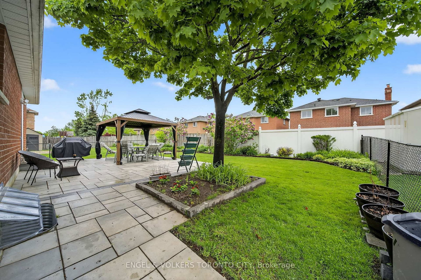 Detached House for sale at 168 Hurst Drive, Barrie, Ontario, L4N 8P6 - Bayshore - MLS: S12865282