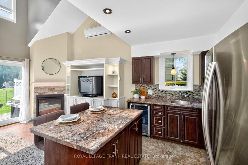 14 - 81 Laguna Parkway