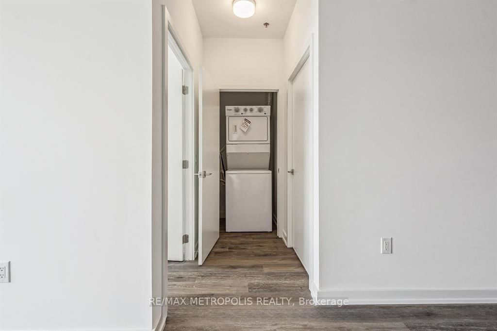 Condo for sale at 422-430 Essa Road, Barrie, Ontario, L9J 0M1 - Holly - MLS: S12868076