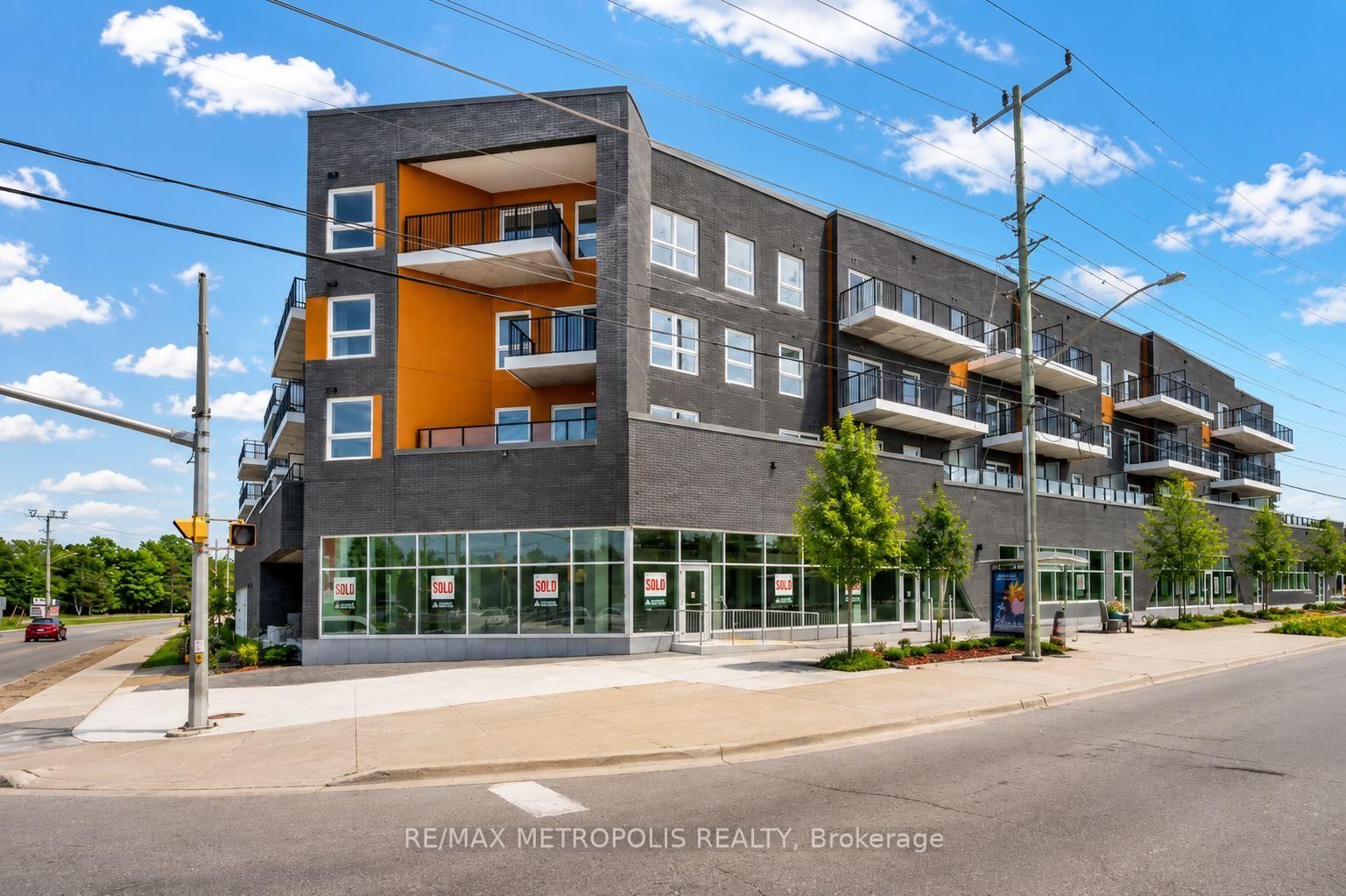 430 Essa Road, Unit 422