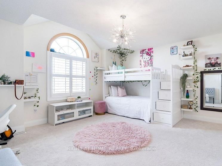 Detached House for sale at 37 Muirfield Drive, Barrie, Ontario, L4N 5S4 - Holly - MLS: S12868252