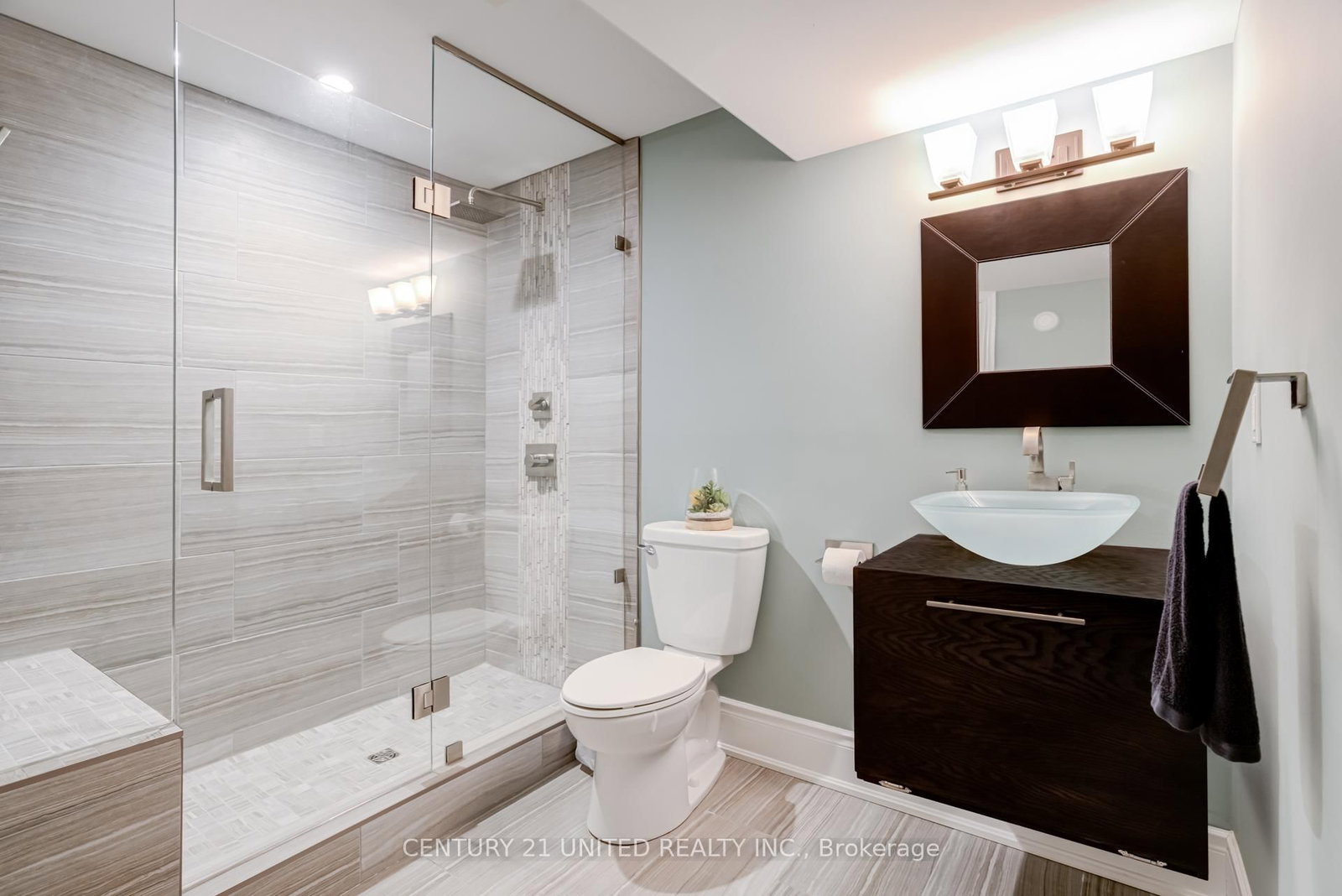 Detached House for sale at 36 Auburn Court, Barrie, Ontario, L4N 6G9 - Ardagh - MLS: S12868324