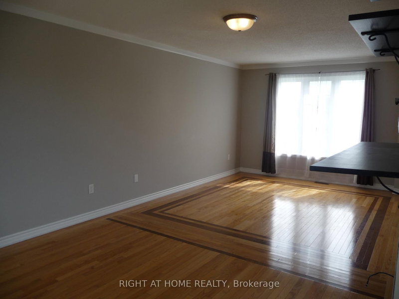 134 Dean Ave, Barrie, L4N 0V6 | Image 3