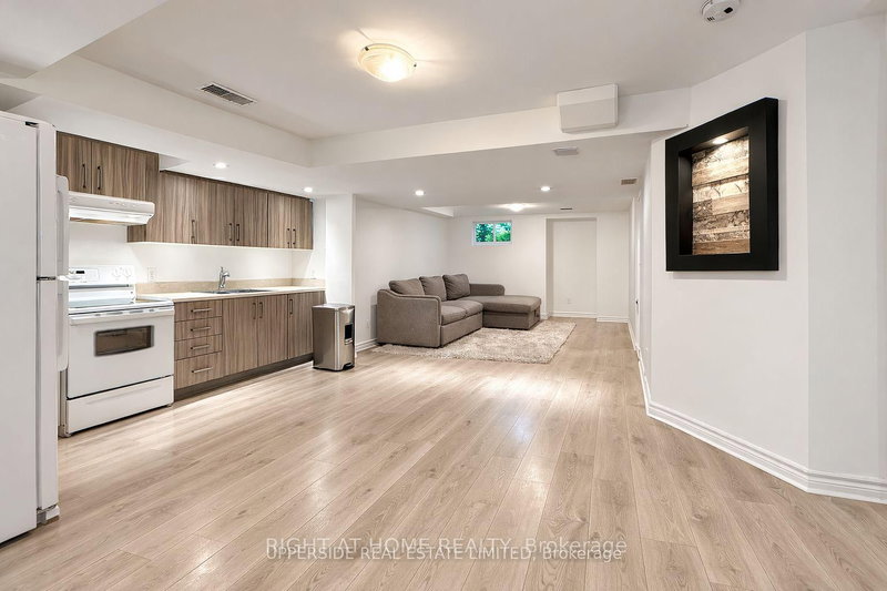 home for lease on Lower-46 Country Lane