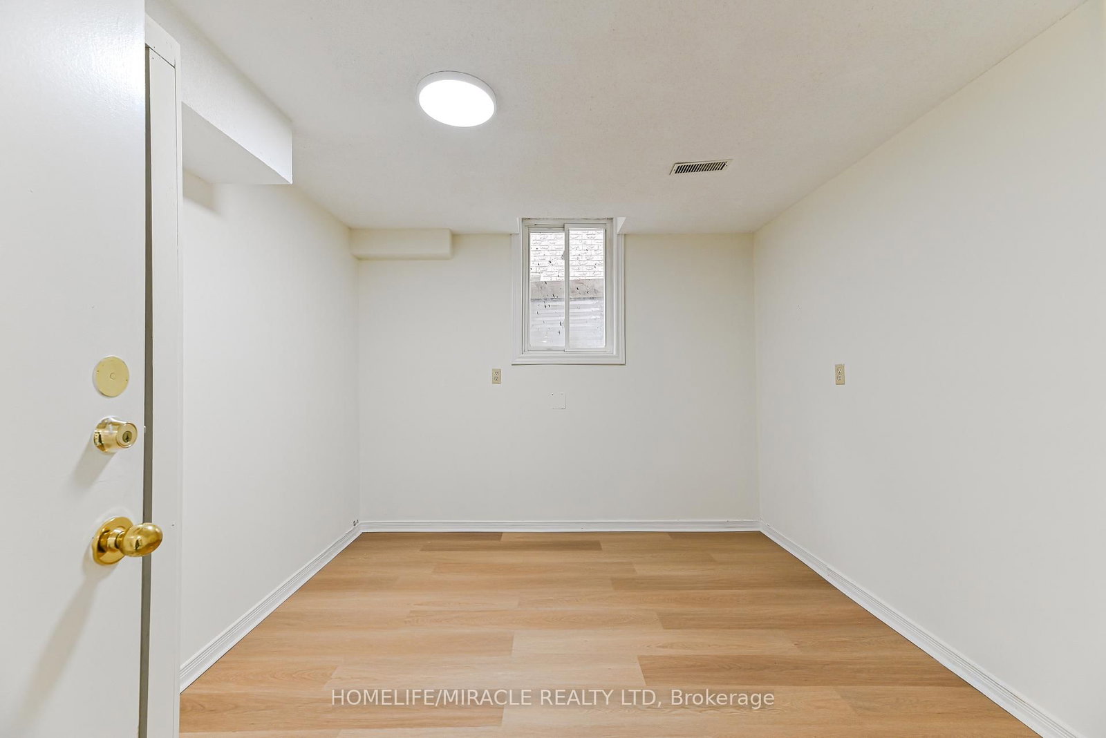 40 Blair Crescent • Barrie, ON photo 21