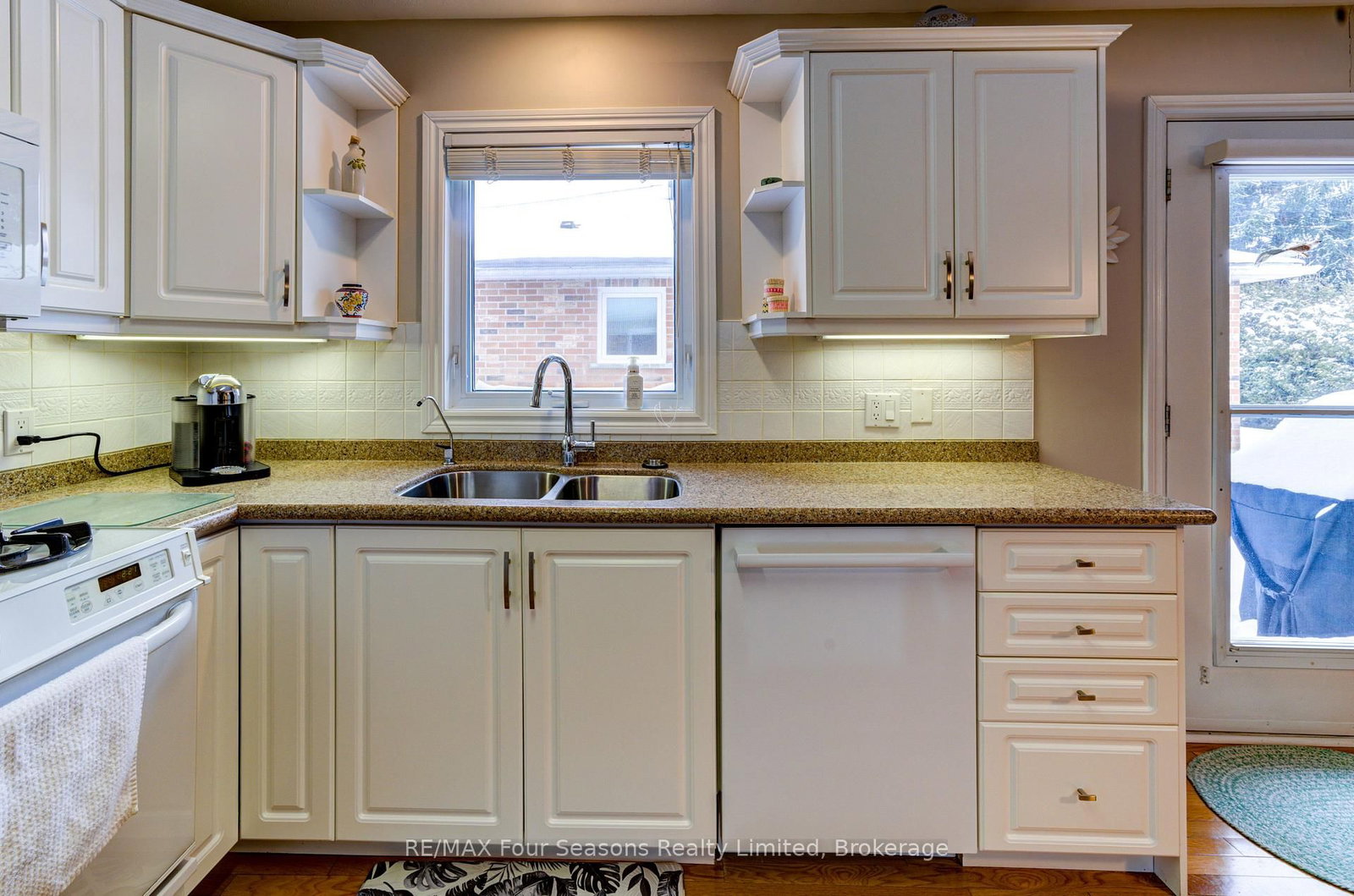 275 Huron Street • #8 • Clearview, ON photo 14