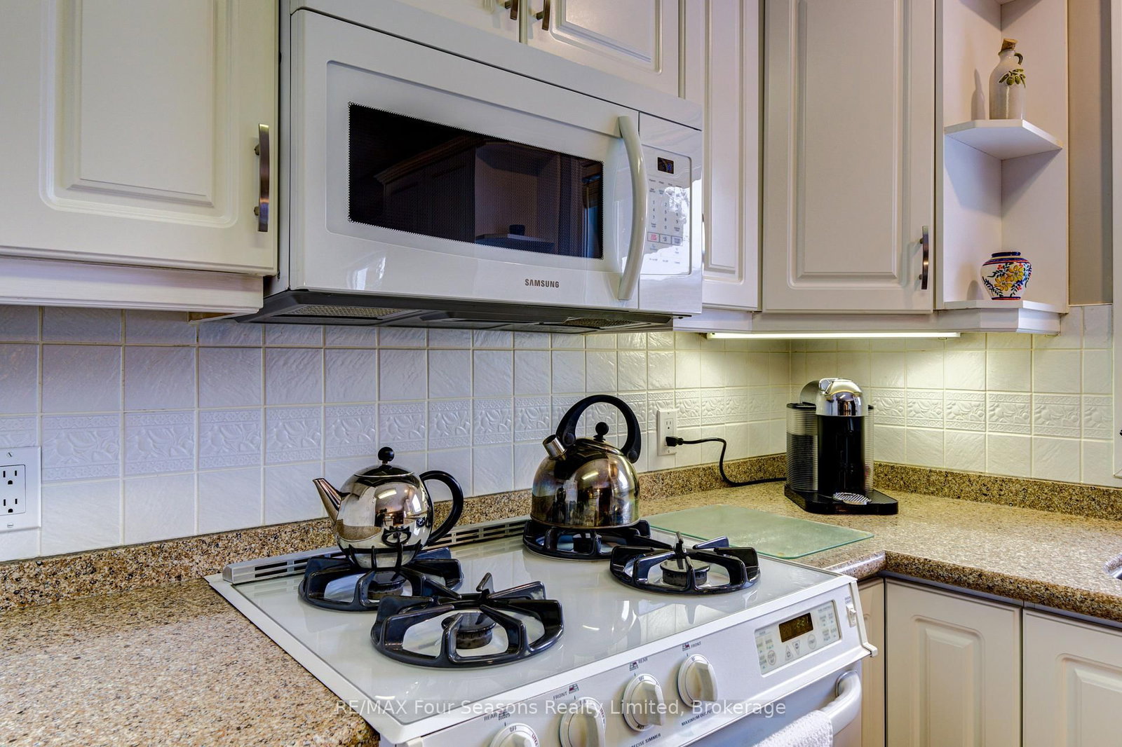 275 Huron Street • #8 • Clearview, ON photo 16