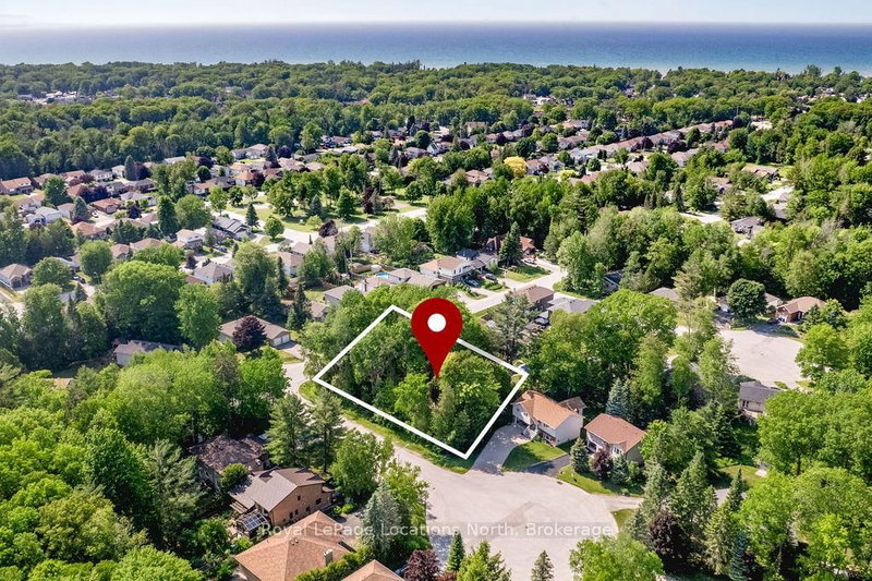 7 Smallman Dr, Wasaga Beach, L9Z 1L1 | Image 2