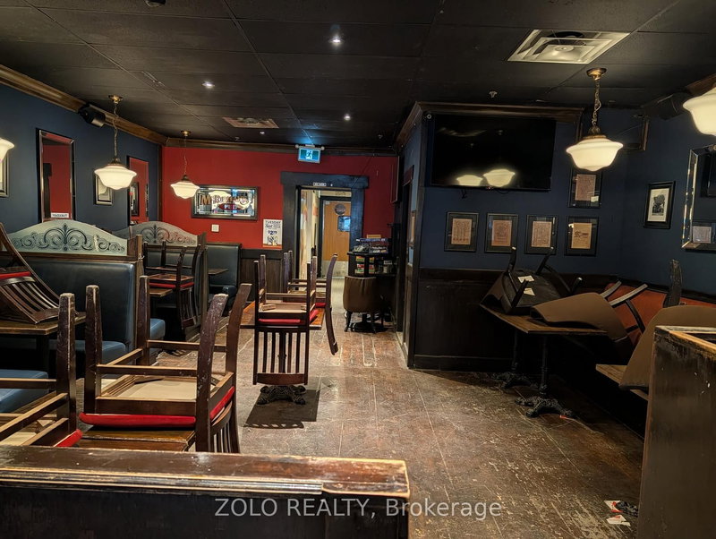 Main - 82 Dunlop St E, Barrie, L4M 1A4 | Image 2