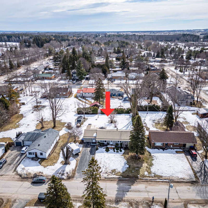 227 Superior St, Clearview, L0M 1S0 | Image 3