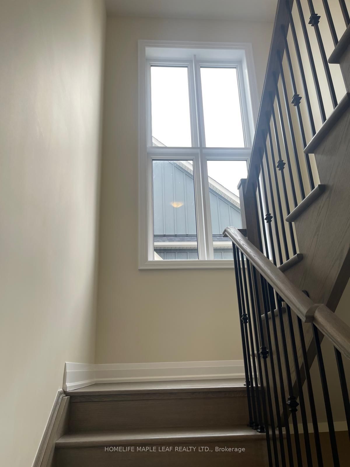 28 Pearsall Place - Photo 10