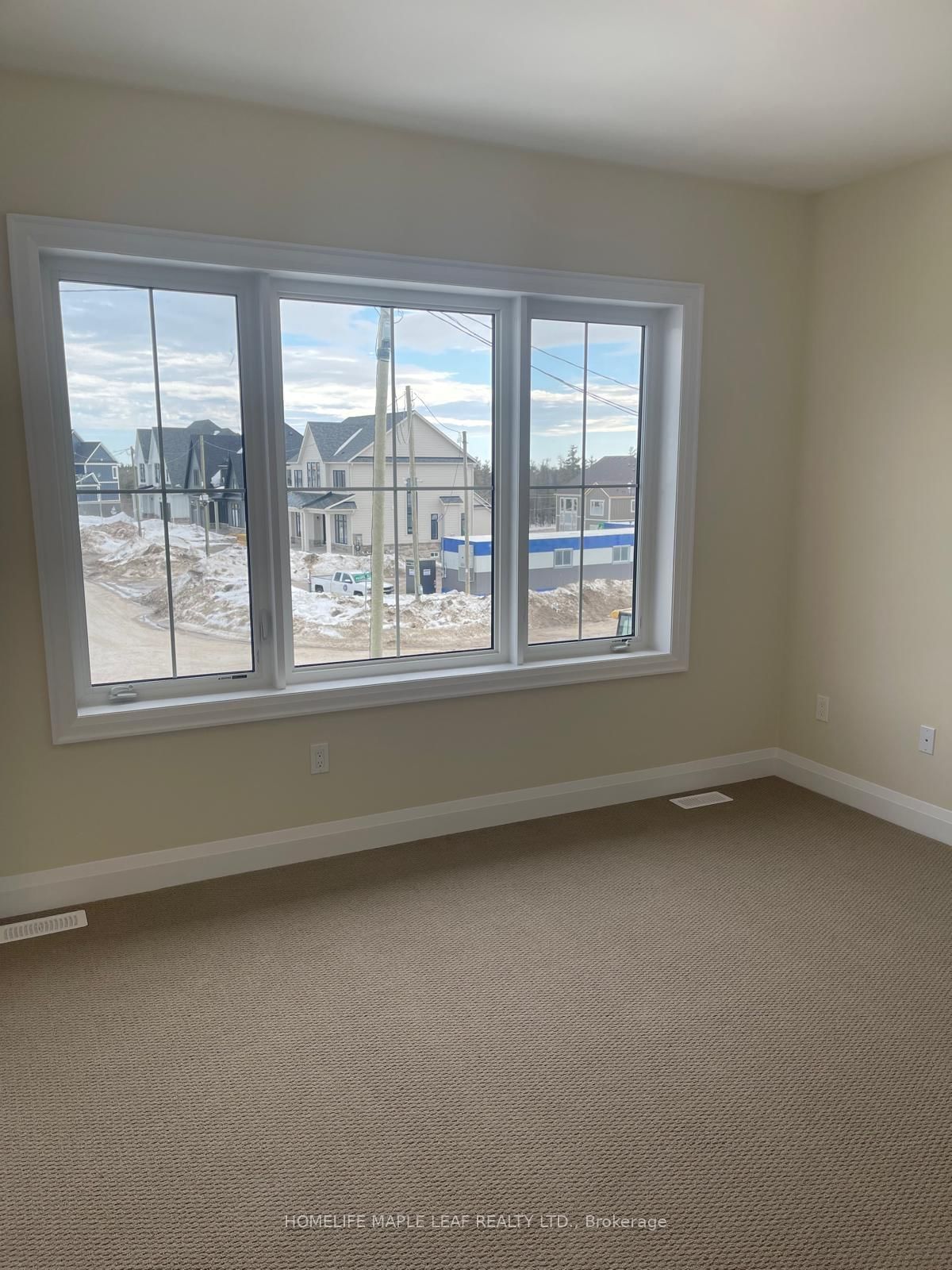 28 Pearsall Place - Photo 13