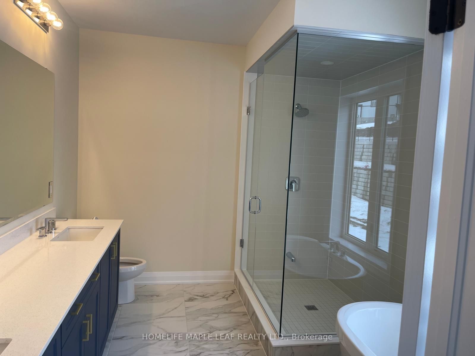 28 Pearsall Place - Photo 15