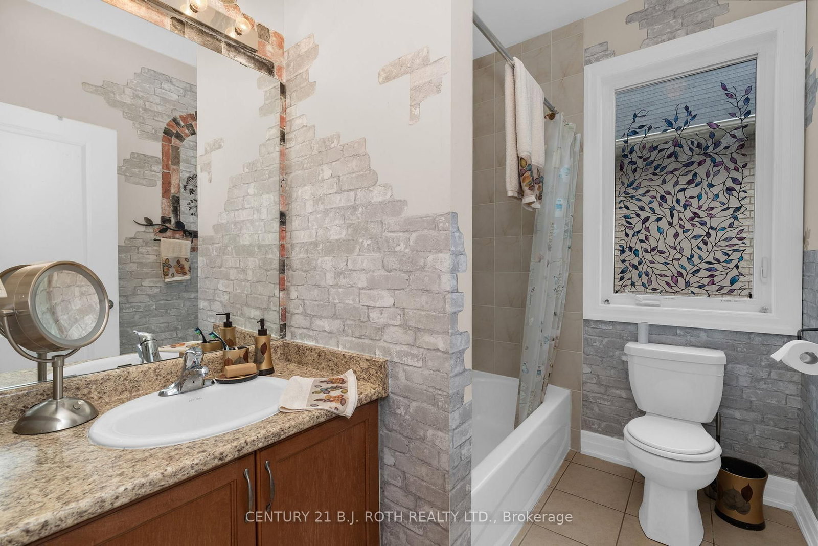 Listing Image 22