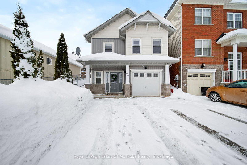70 Pearl Dr, Orillia, L3V 6H2 | Image 2