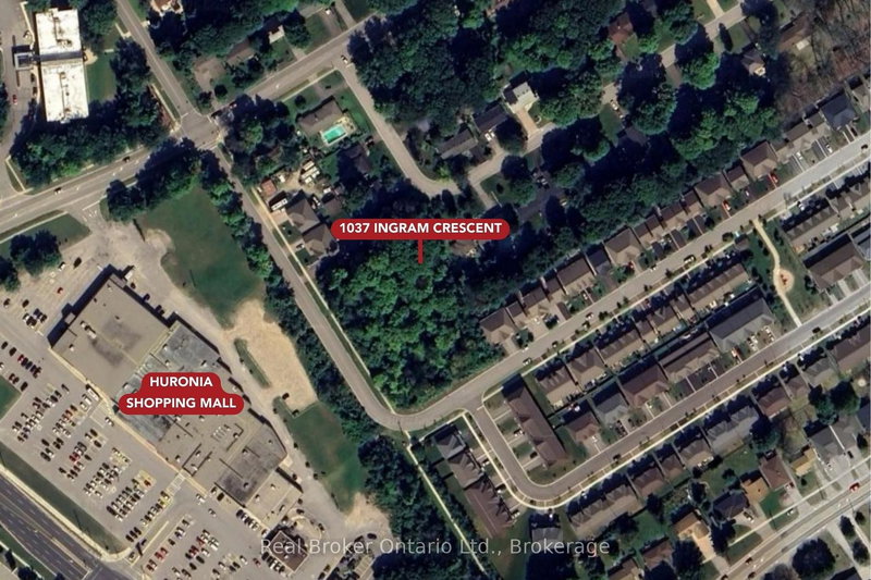 1037 Ingram Cres, Midland, L4R 4E9 | Image 3